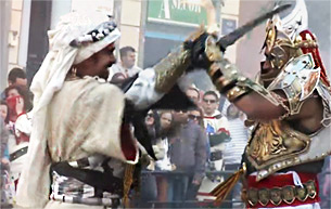 Alcoi : Moros i Cristians / un documentaire de André Gallego